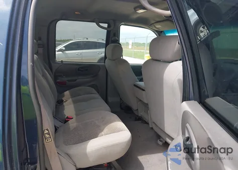 2002 Ford F-150 Lariat/Xlt из США, поврежденный, VIN 1FTRW07L22KE07959